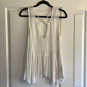 Urban Outfitters White Sleeveless Top Blouse Tank Top Size Medium
